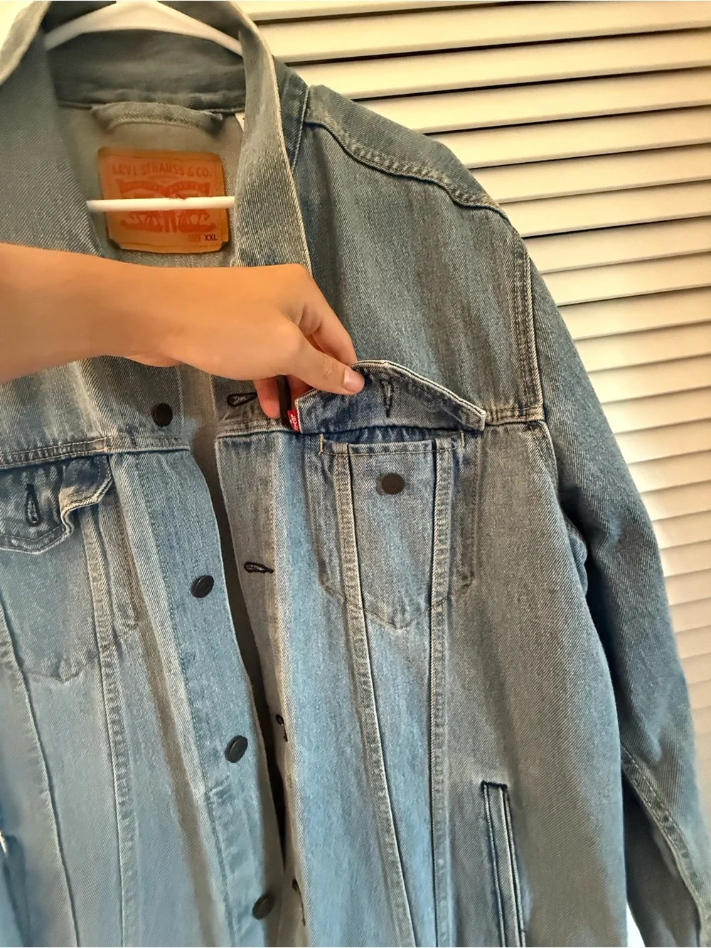 Levi's Light Wash Denim Jacket in Blue